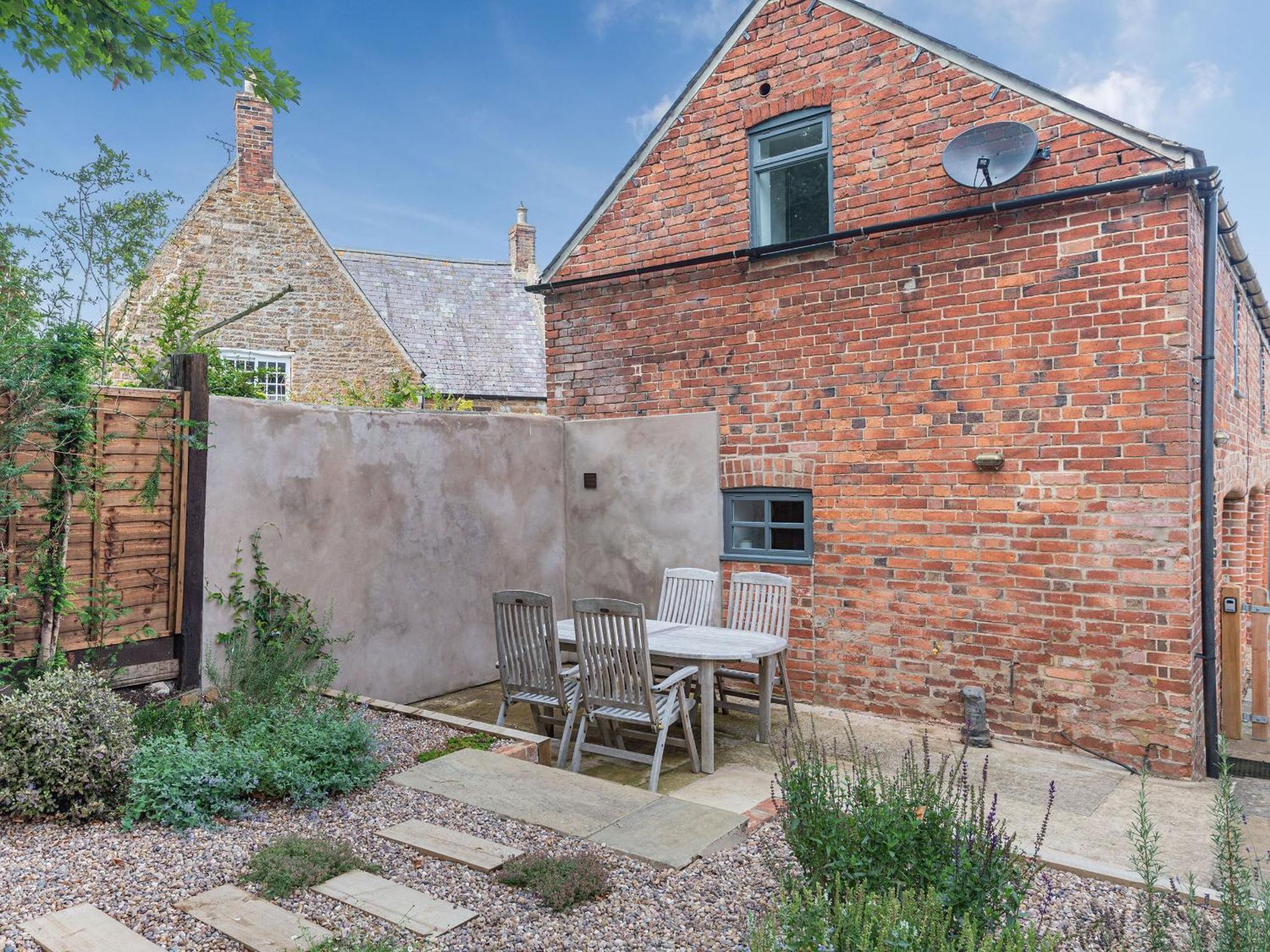 The Granary Villa Braunston  ภายนอก รูปภาพ